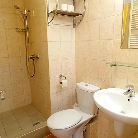 Famulus Hostel