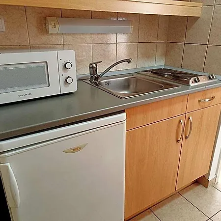 Famulus Hostel Győr