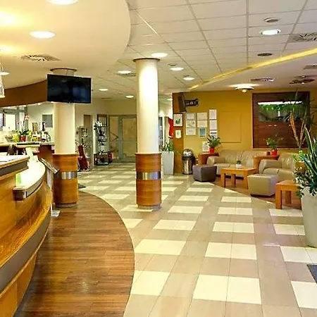 Famulus Kollegium Győr