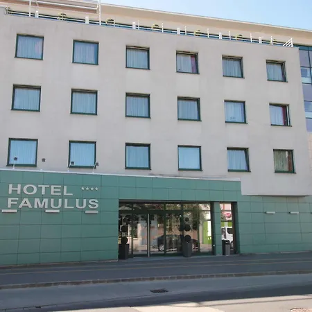 Famulus Kollegium *