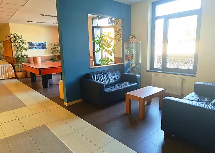 Хостел Famulus Kollegium *